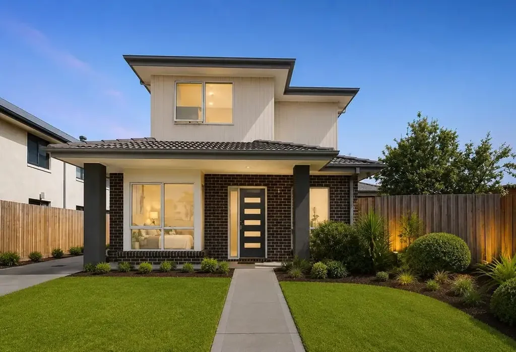 Stylish Family Living in a Sought-After Neighbourhood