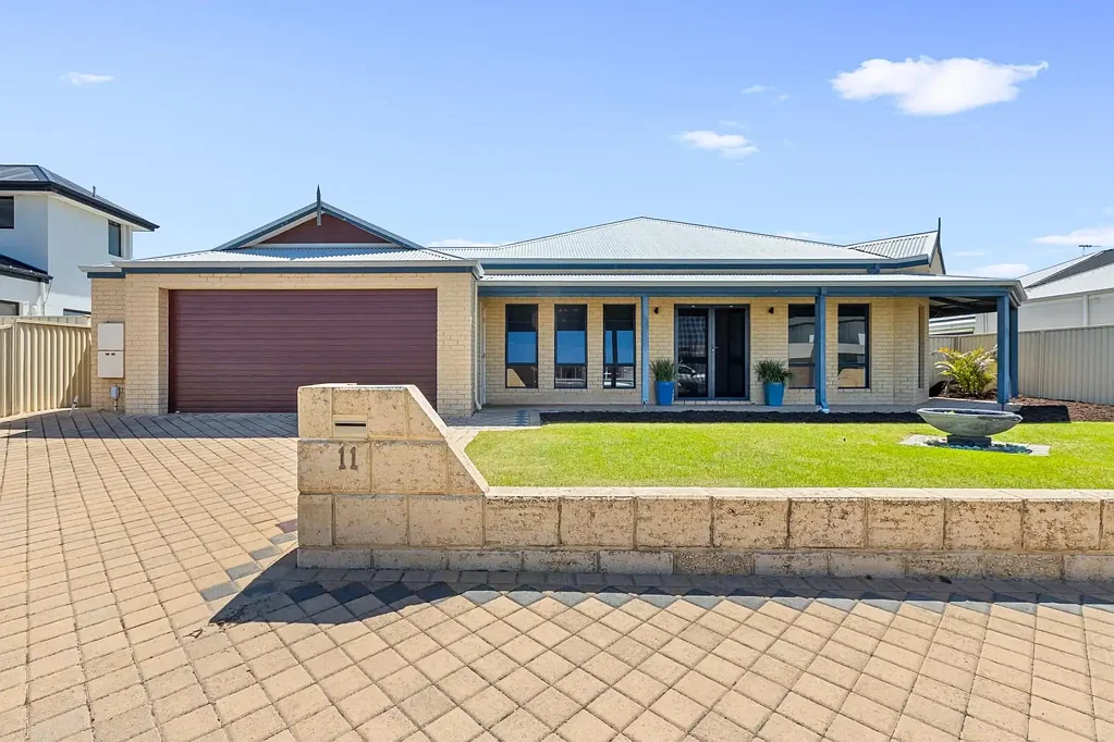11 Wrasse Corner, Yanchep, WA 6035