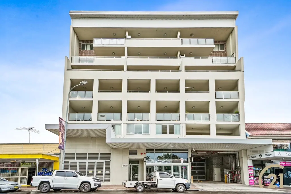 109/17 The Crescent, Fairfield, NSW 2165