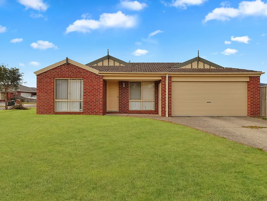 2 Durling Close, Yarragon, VIC 3823