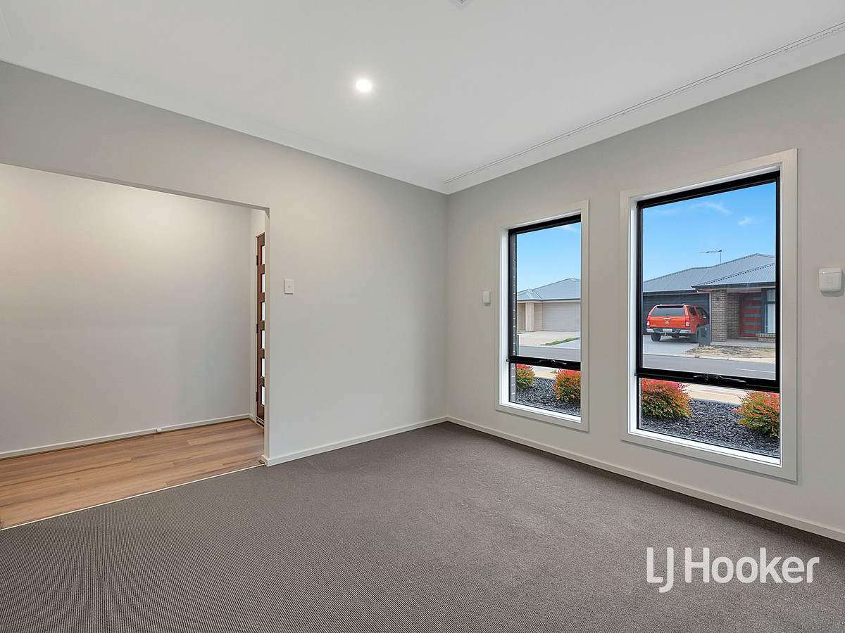 1 KERRIE AV, MUNNO PARA WEST SA 5115, 0房, 0浴, House