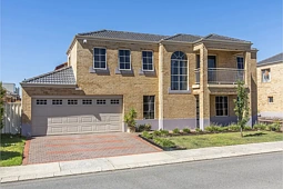 1/6 Batsford Way, Canning Vale