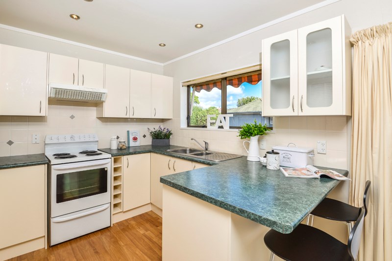 2/60 Sandspit Road, Cockle Bay, Auckland - Manukau, 3部屋, 1バスルーム