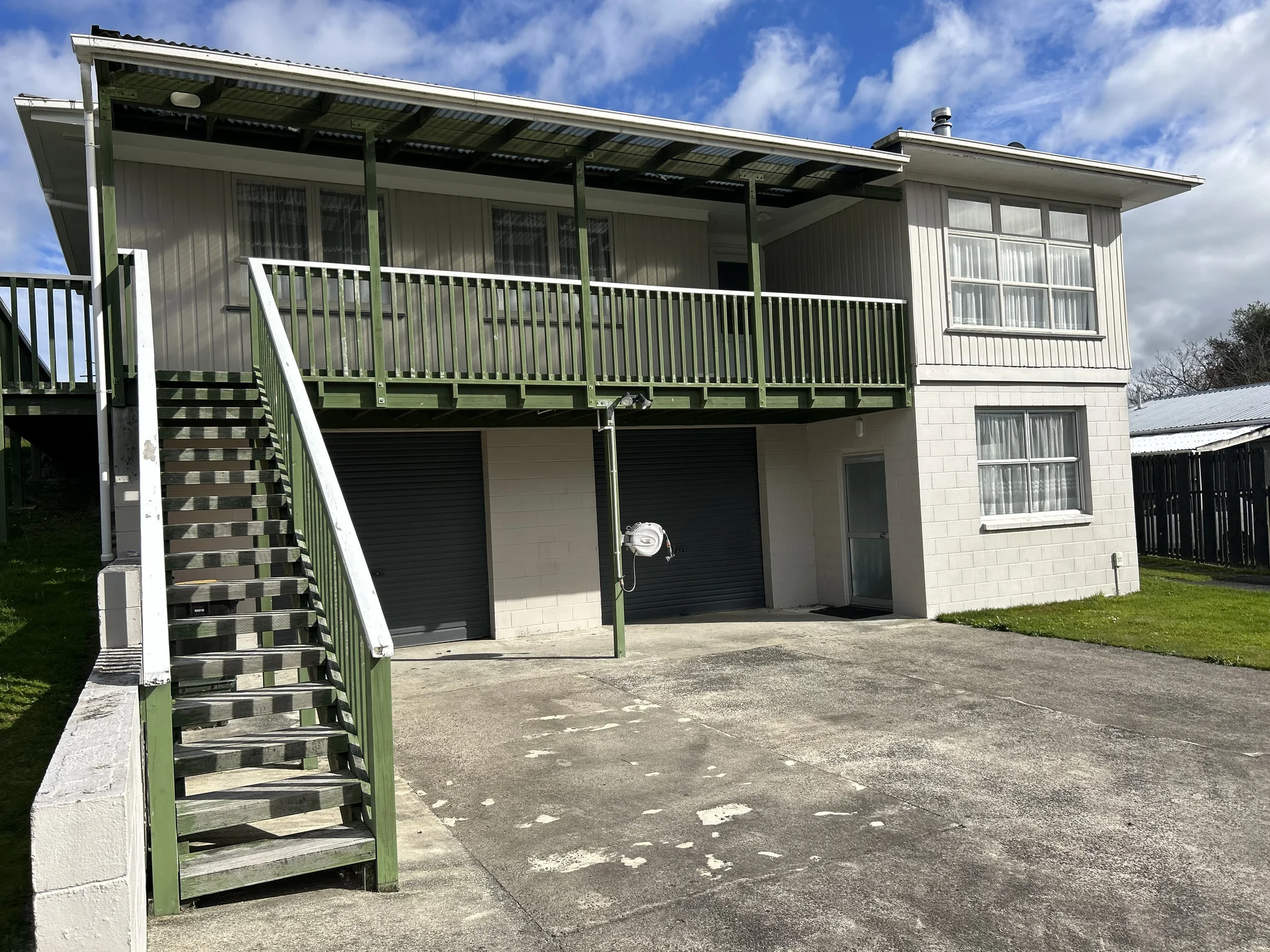 Tokoroa 4Kwarto Family Home with Self-Contained Unit