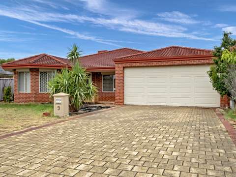 Gosnells 4 Bedroom A BEAUTIFUL HOME IN A BEAUTIFUL LOCATION!