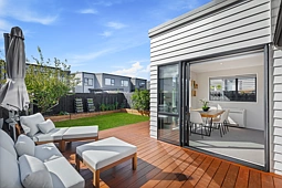21 Ian Morrison Road, Hobsonville