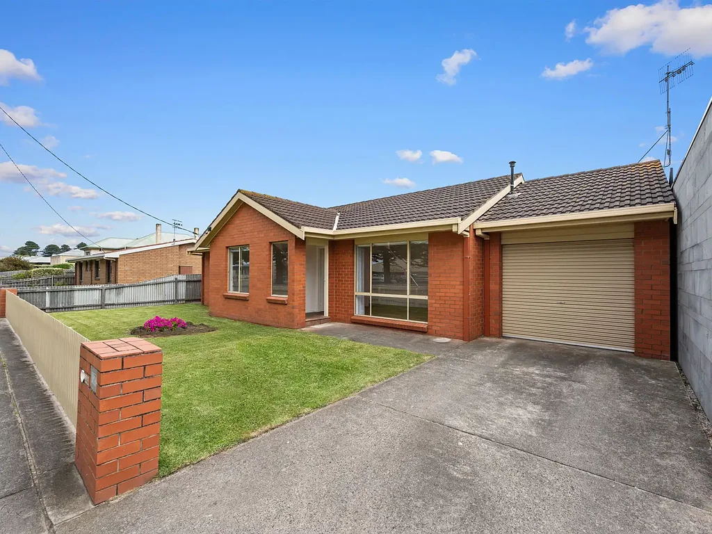 Port Fairy 2Kwarto Central Lifestyle Opportunity