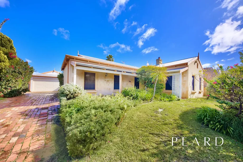 27 Sandpiper Street, Sorrento, WA 6020