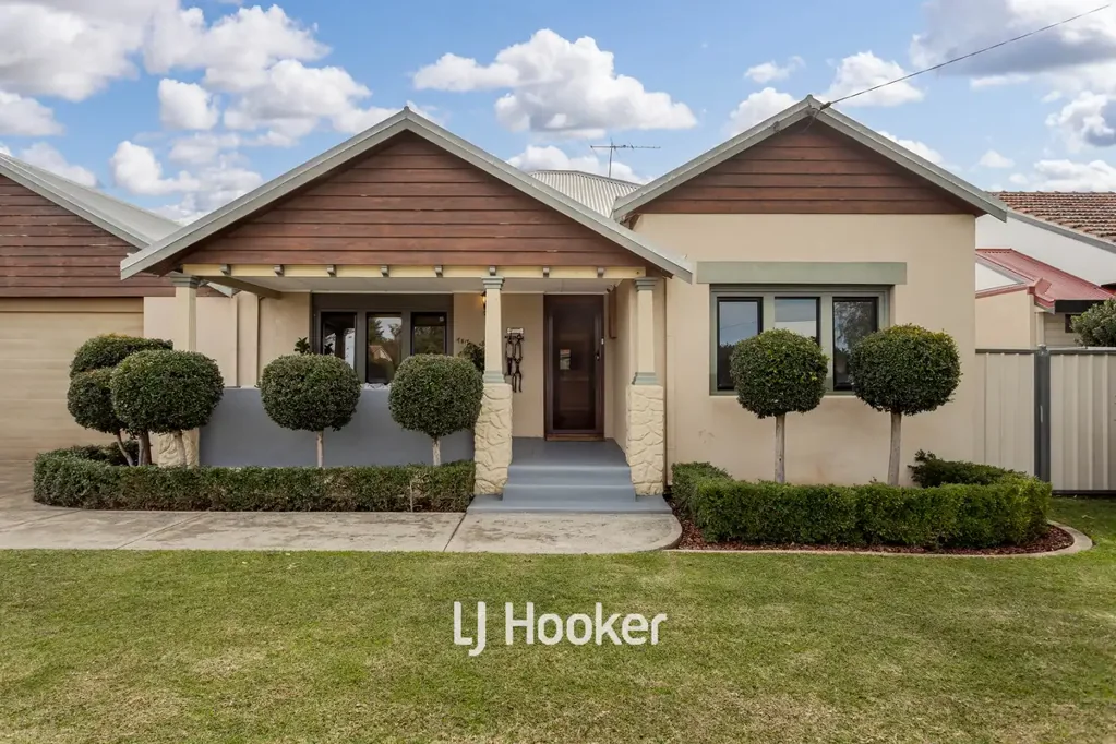 South Bunbury 3 Bedroom Character & Comfort Minutes from the Beach