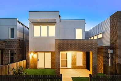 地址保密, Casula, NSW 2170, 5房, 4浴, House