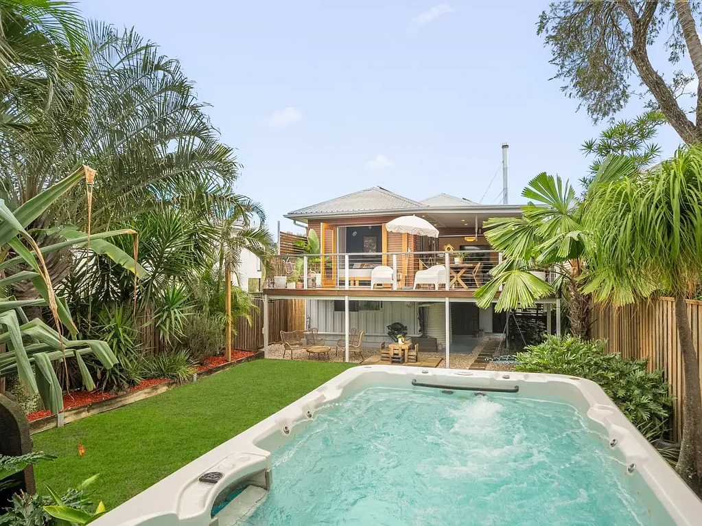 Brighton 4房 《世纪中叶风格的家庭生活在布莱顿中心》 Mid-Century Inspired Family Living in the Heart of Brighton