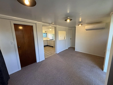 74B Crows Road, Swanson, Waitakere City, Auckland, 2 rūma, 1 rūma horoi, Unit