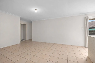 19 ERIC DR, BLACKSTONE QLD 4304, 4房, 2浴, House