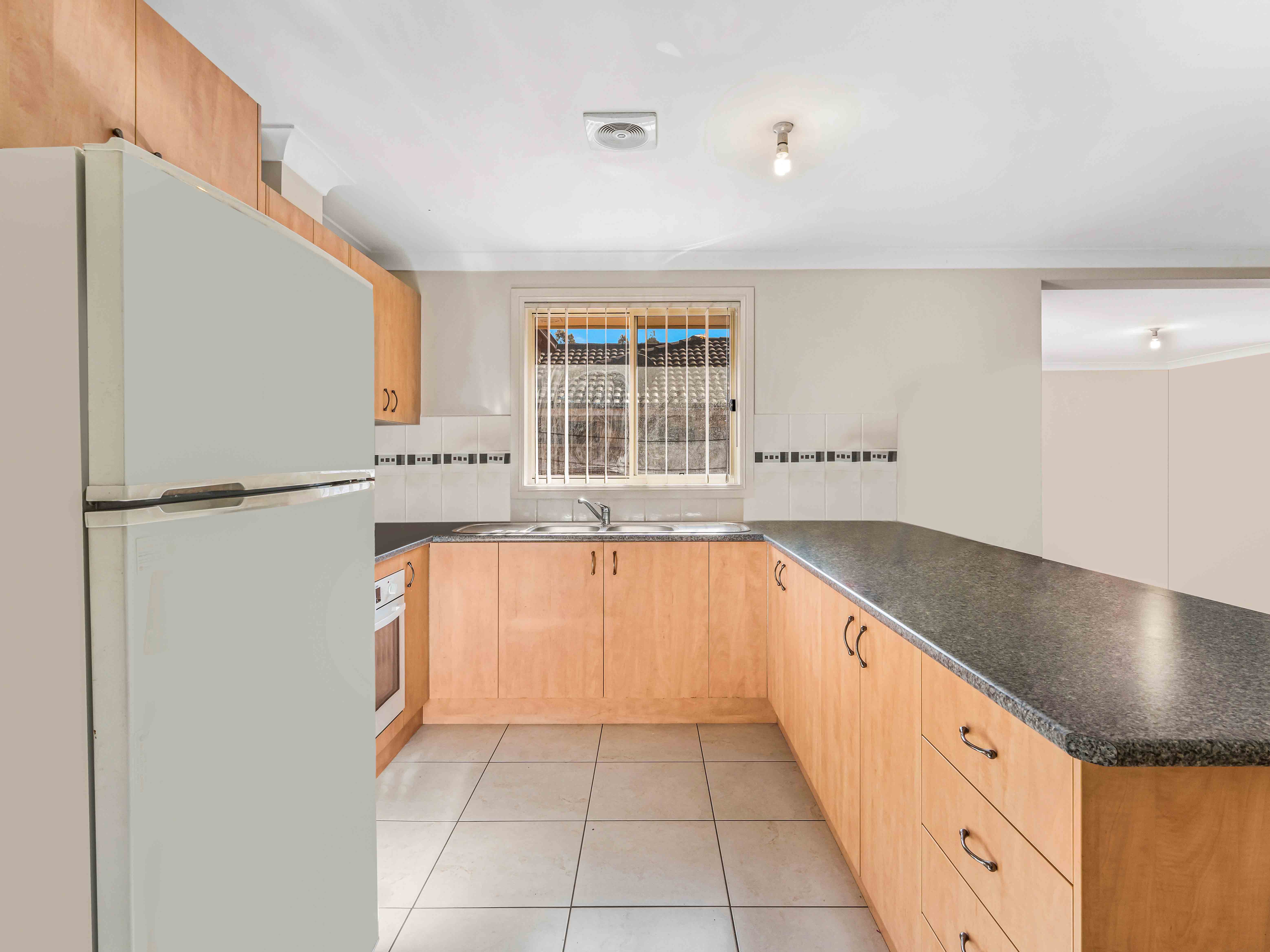 21 BANGALOW PL, HOXTON PARK NSW 2171, 0 Kuwarto, 0 Banyo, House