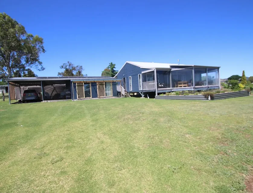 67A Clive Street, Tenterfield, NSW 2372, 2 ਕਮਰੇ, 2 ਬਾਥਰੂਮ, House