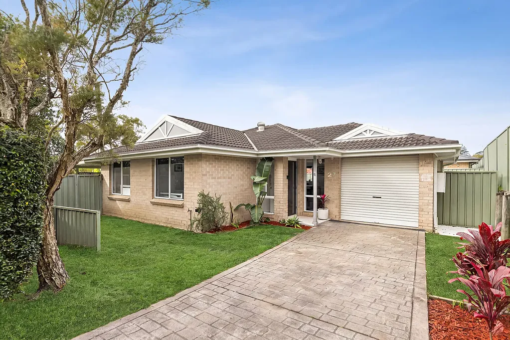 Lisarow 3 Bedroom Prime position, easy living