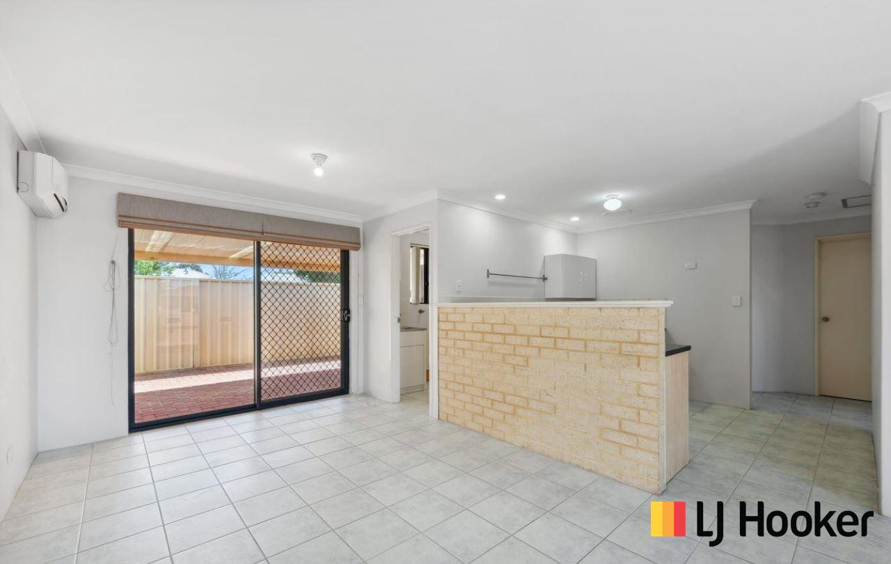 UNIT 5 36 STREICH AV, KELMSCOTT WA 6111, 0 રૂમ, 0 બાથરૂમ, House