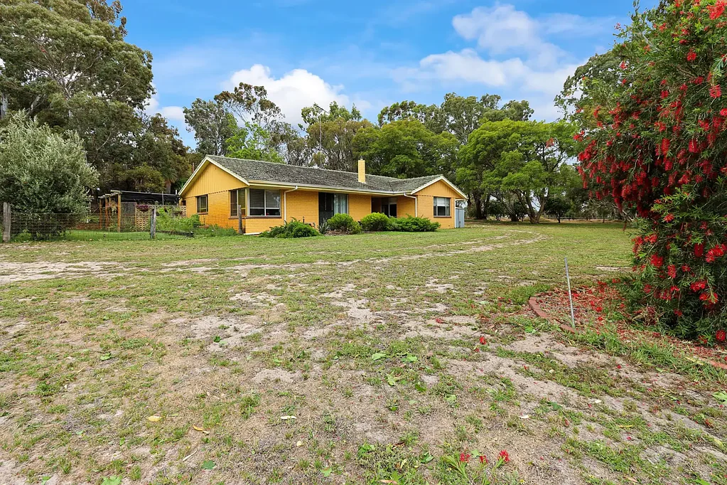 2174 Lakes Road, North Dandalup, WA 6207