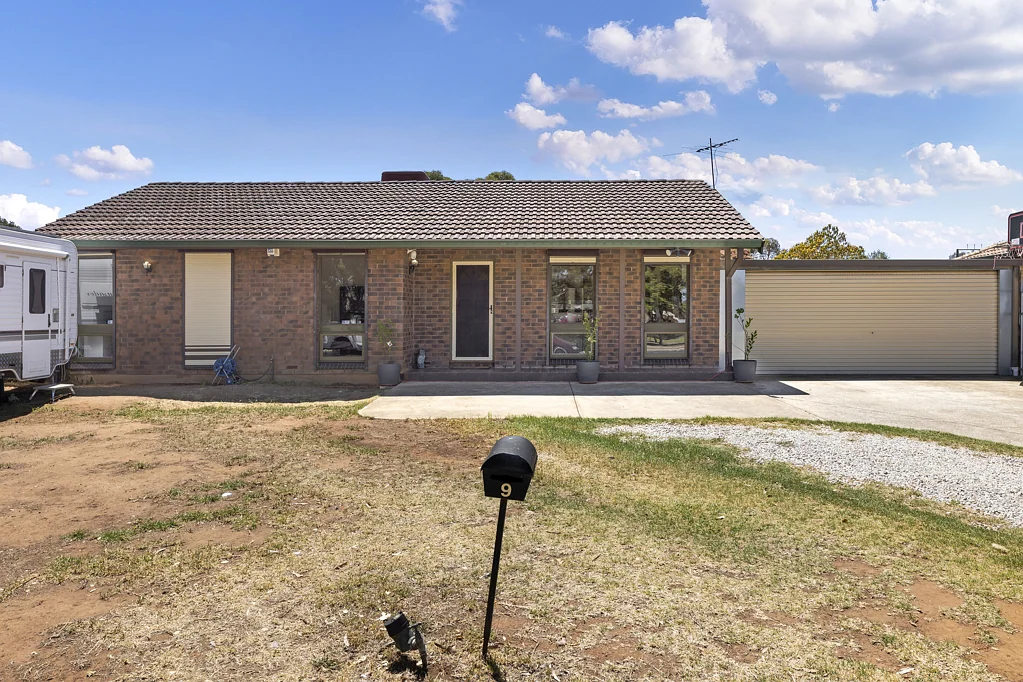 9 Nangari Road, Salisbury North, SA 5108