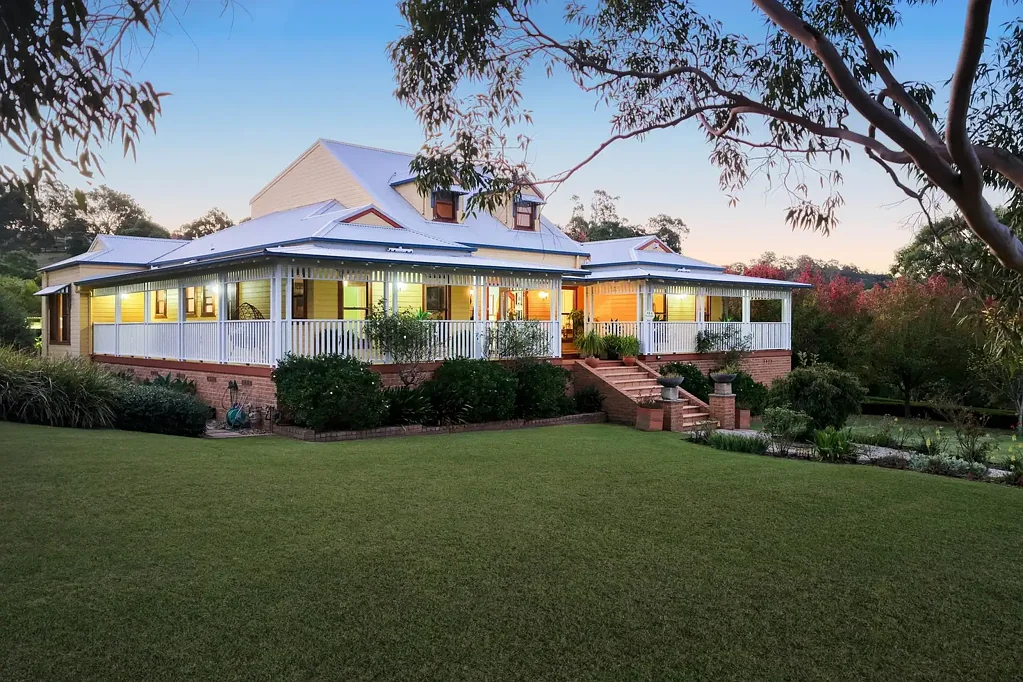 1 The Ironbarks Street, Picton, NSW 2571