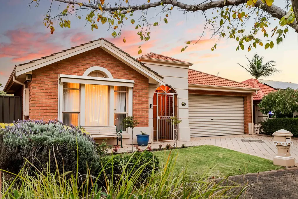 Mitchell Park 3 Slaapkamer Well Maintained Home In A Quiet Family Friendly Setting