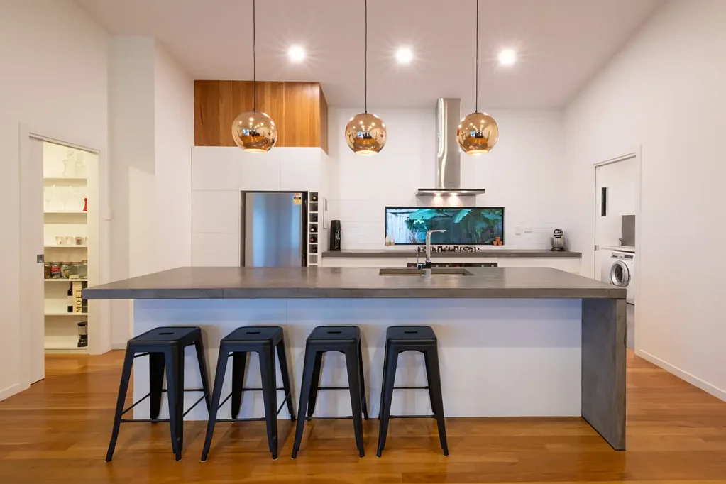 Cannonvale 4房  INVEST NOW – OPTION TO MOVE IN AT A LATER DATE