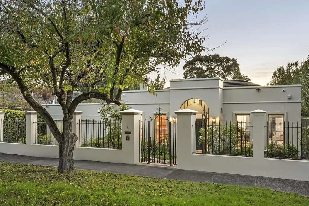 Toorak 3Zimmer Defined By Modern Refinement