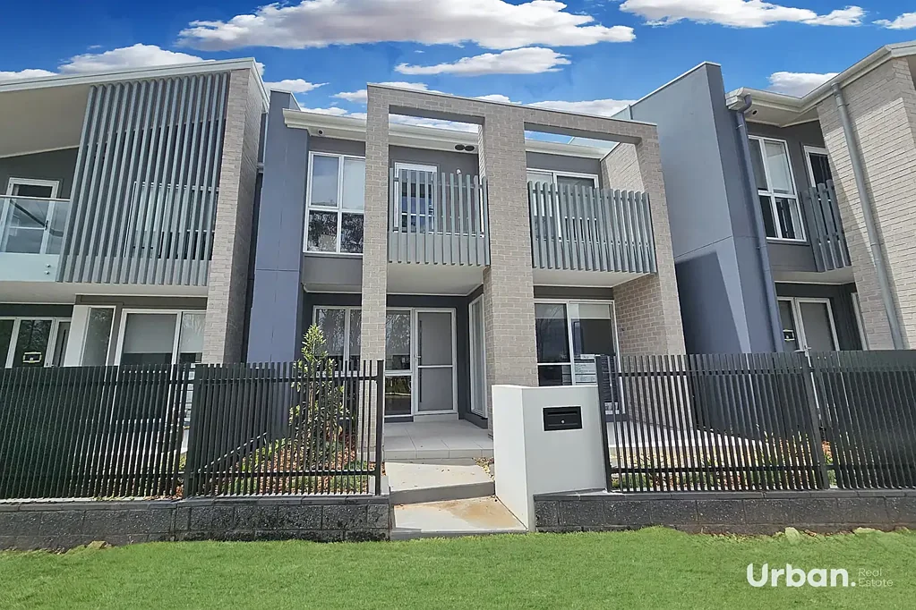 44 Grassbird Avenue, Oran Park, NSW 2570
