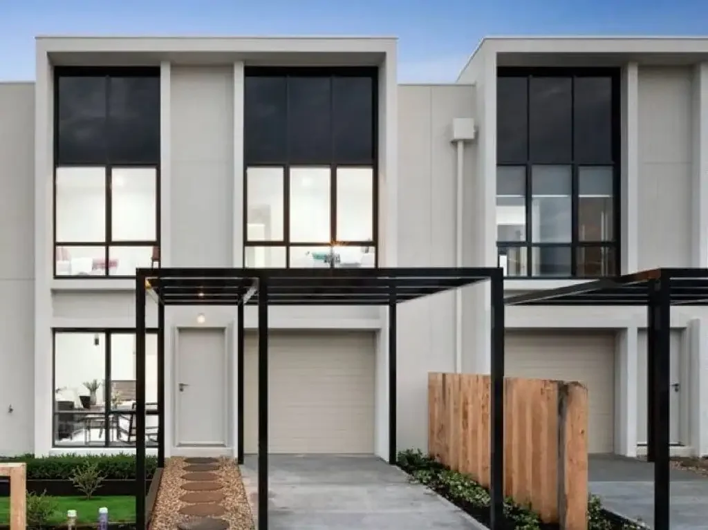 Modern & Low-Maintenance Townhouse Living