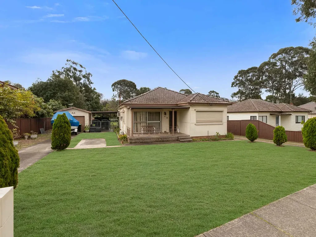 Wentworthville 4Kwarto 2371SQM & Endless Opportunity!