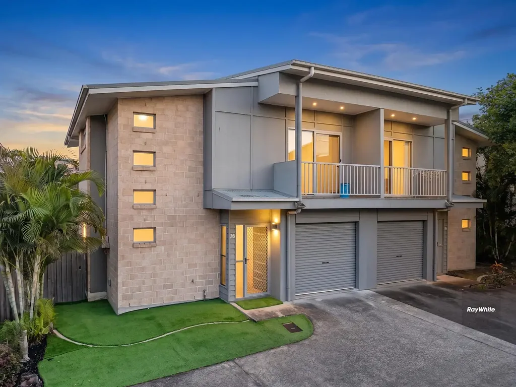 Marsden 4 Slaapkamer HOUSE-SIZED TOWNHOUSE LIVING WITH SOLAR, SPACE & RESORT-STYLE AMENITIES