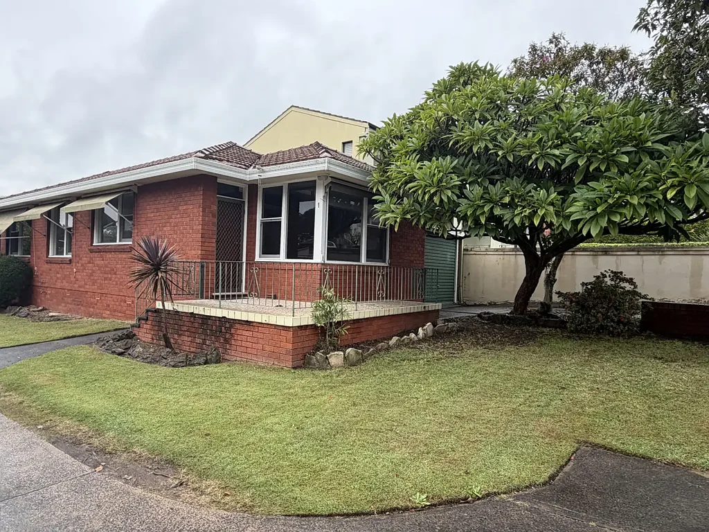 TWO BEDROOM FRONT VILLA.