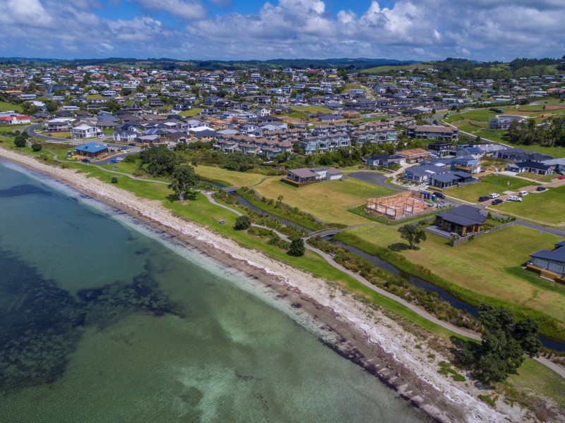 19 Hampton Mews, Snells Beach, Auckland - Rodney, 5 habitaciones, 2 baños