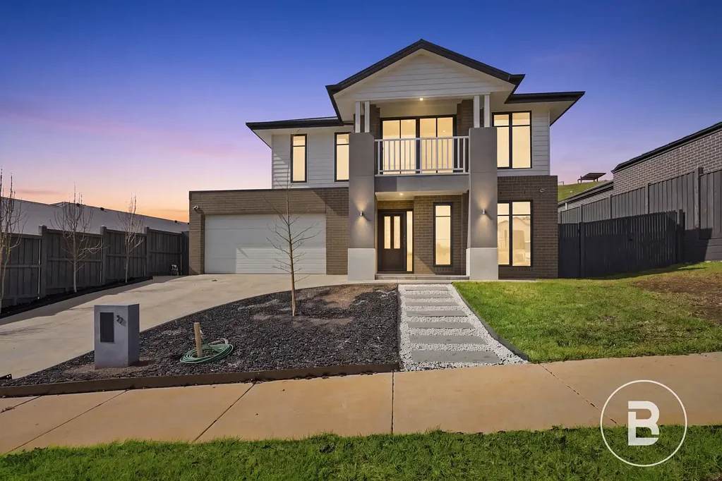 Maddingley 4Kwarto Four Living Zones. Exceptional Scale. Sophisticated Family Luxury.