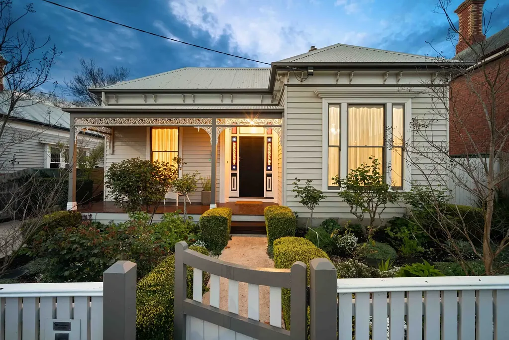 41 Loch Avenue, Ballarat Central, VIC 3350