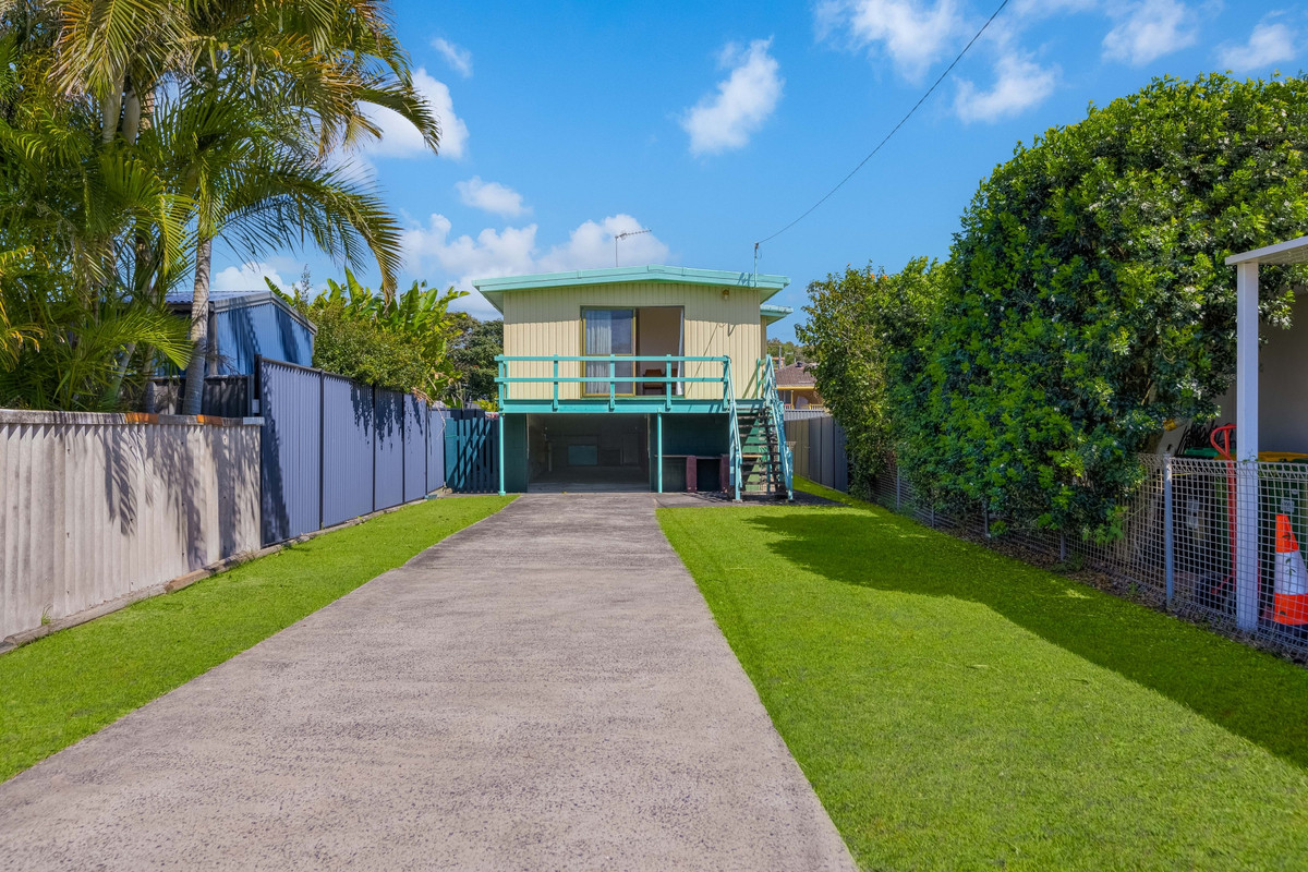 4 TUGUN ST, TUGUN QLD 4224, 0 rūma, 0 rūma horoi, House