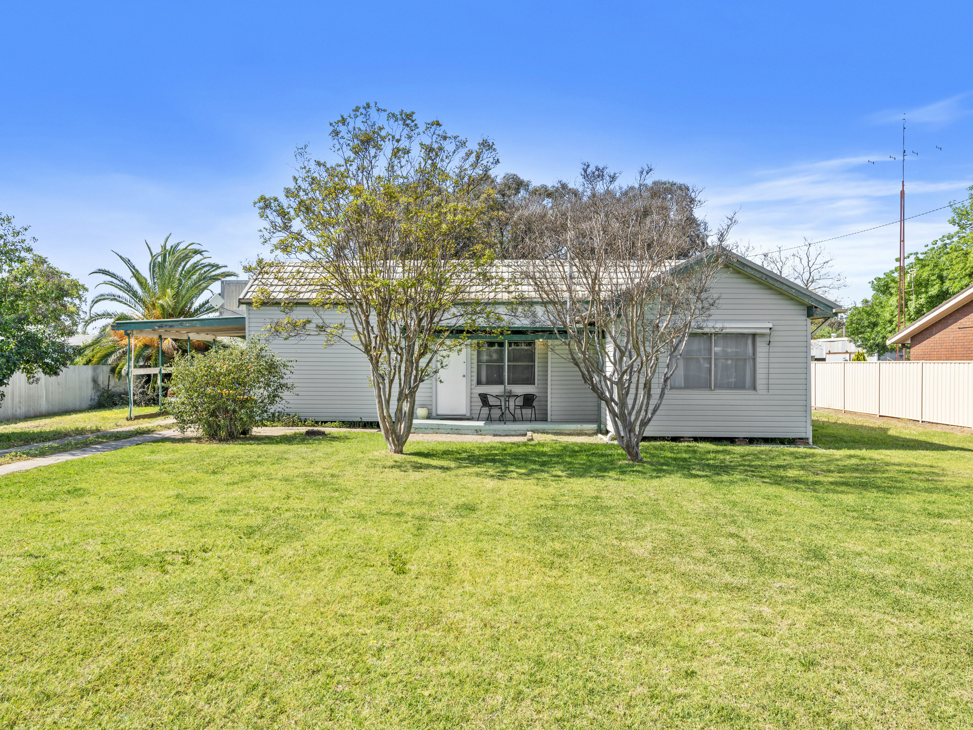 72 FINLEY ST, FINLEY NSW 2713, 0 habitaciones, 0 baños, House