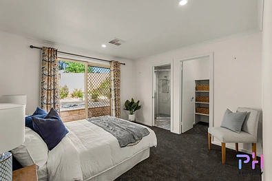 Kwarto - 7 Bell Street, Ironbark, VIC 3550