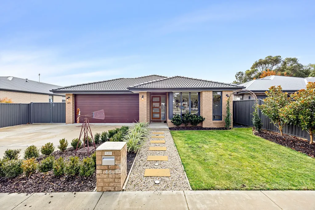 45 Flewin Avenue, Miners Rest, VIC 3352