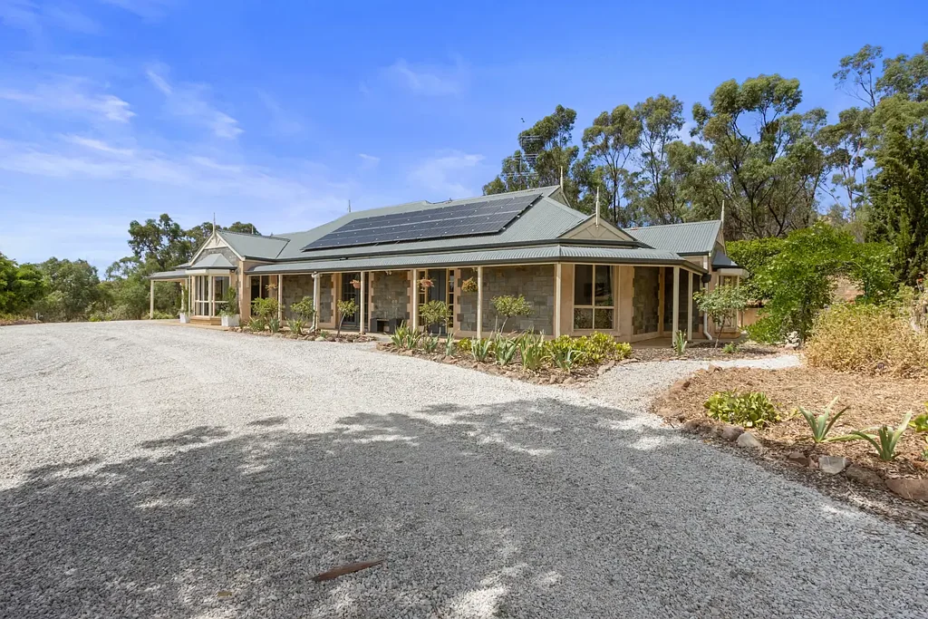 66 Neagles Rock Road, Clare, SA 5453