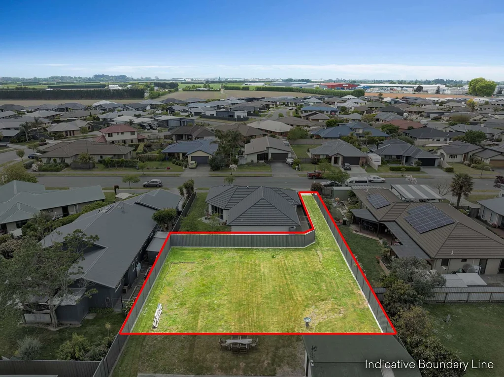 Mahora Build Your Dream Home Here on Northwood Ave!