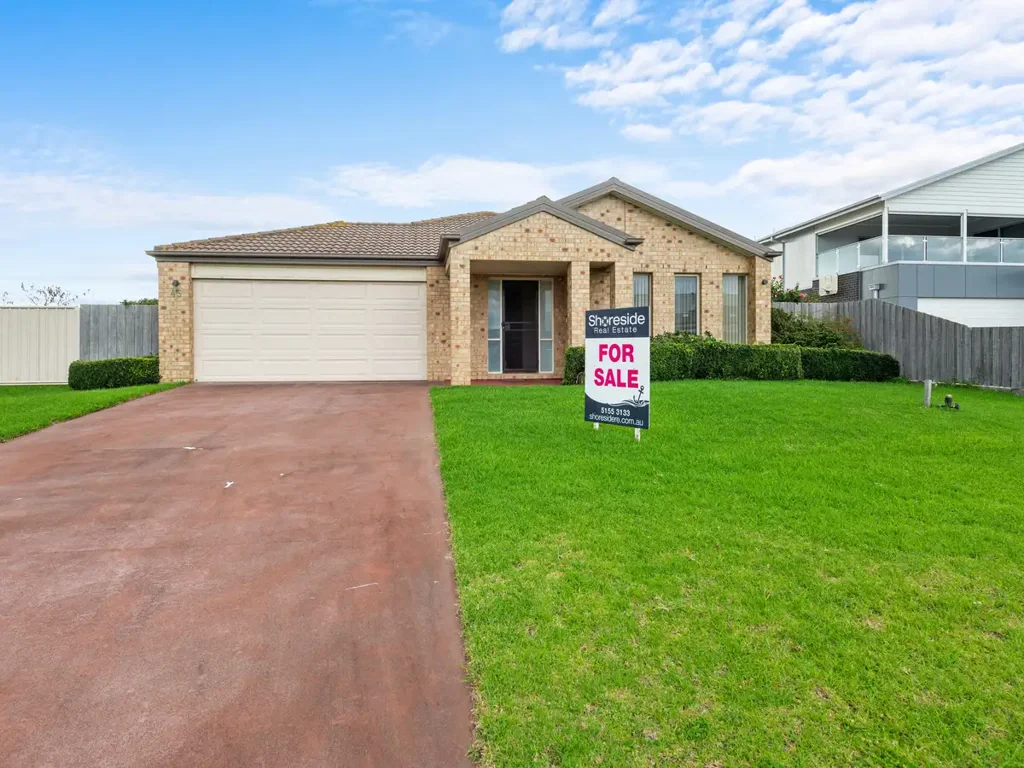Lakes Entrance 4 Bedroom Sea-Lakes Living in Lakes Entrance