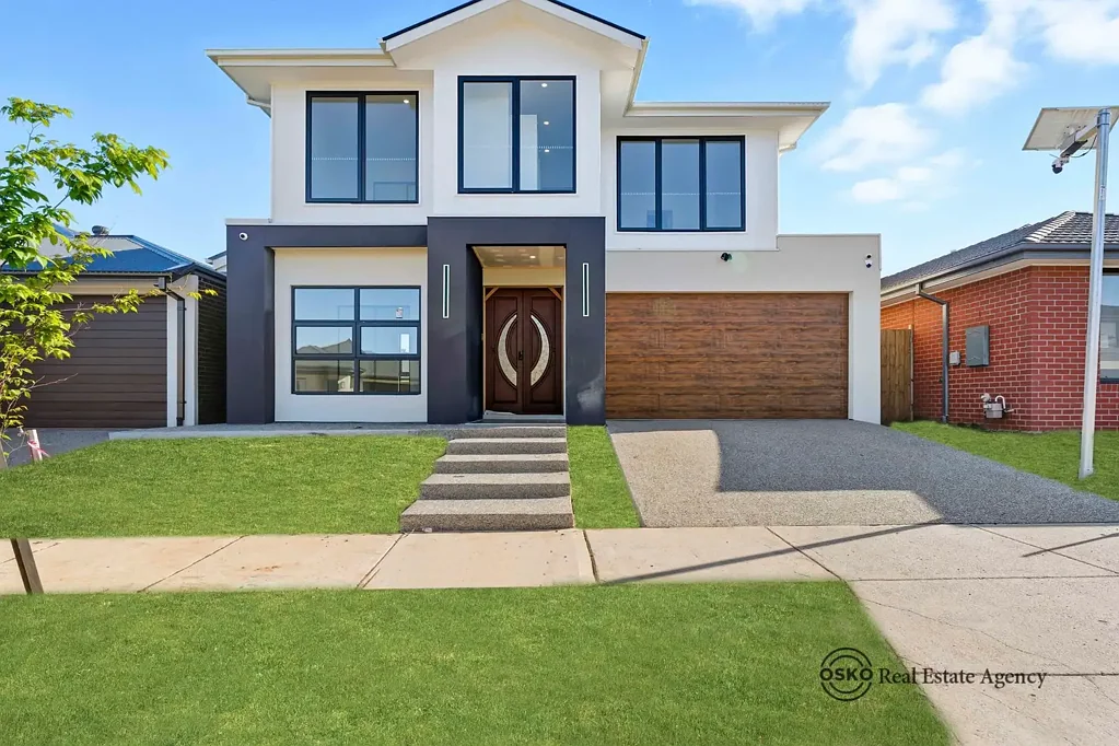 Bonnie Brook 5Kwarto ✨ 26 Friesian Street, Bonnie Brook VIC 3335 – A Grand Double-Storey Masterpiece of Exceptional Craftsmanship ✨