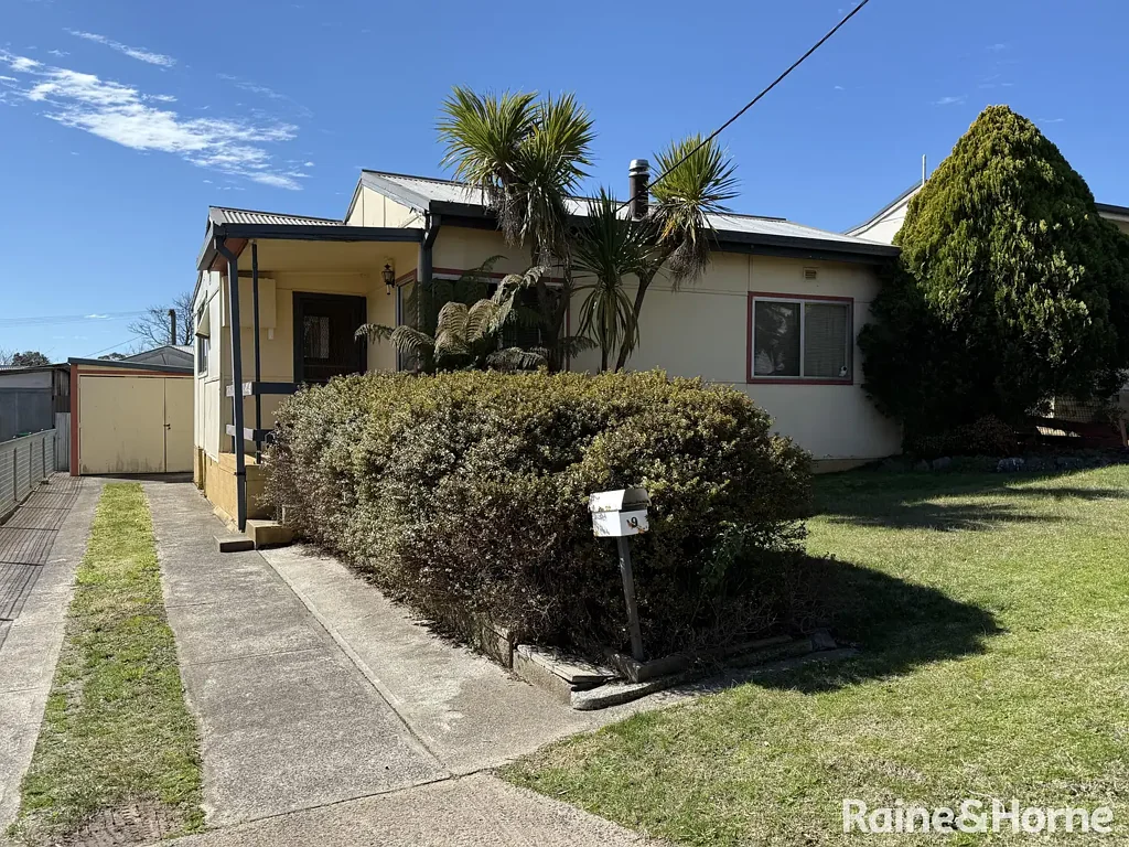 Orange 3 Bedroom It's an Affordable Investment or Make It Your Home - Rental Range $ 380-00 per week