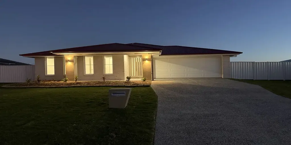 Luxury Coastal Living in the Heart of Pialba - Hervey Bay (Brand New)