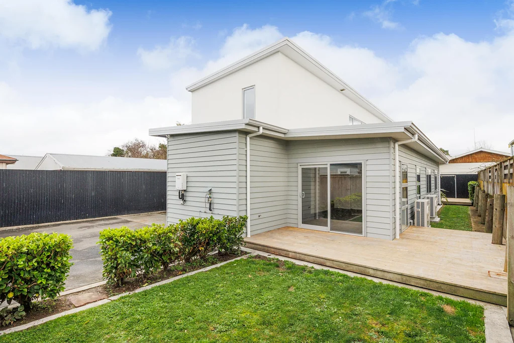 West End 6Moenga Smart Investment with Options