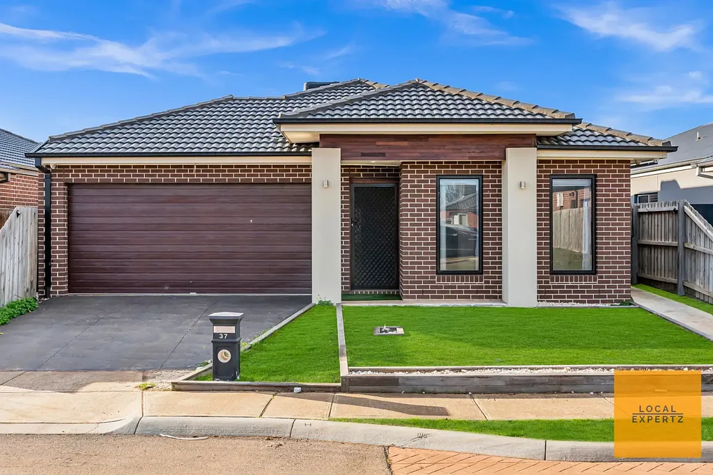 Beautiful home nestled in the heart of Melton South