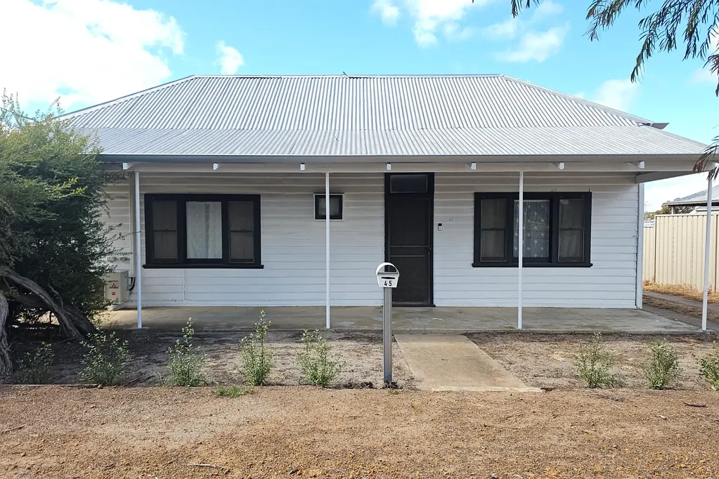45 Arbour Street, Katanning, WA 6317