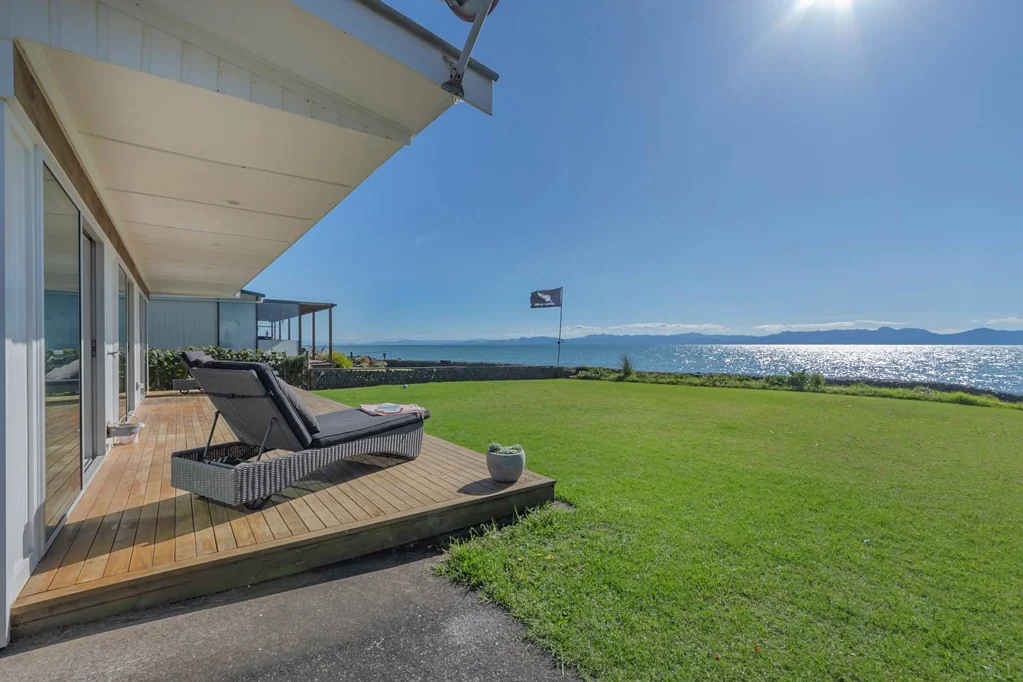 1880 East Coast Road, Whakatiwai, Franklin, Auckland