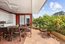 8/5-7 Lavarack Road, Mermaid Beach